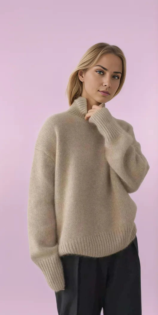 Lynne | Luxurious Cashmere Turtleneck Knit