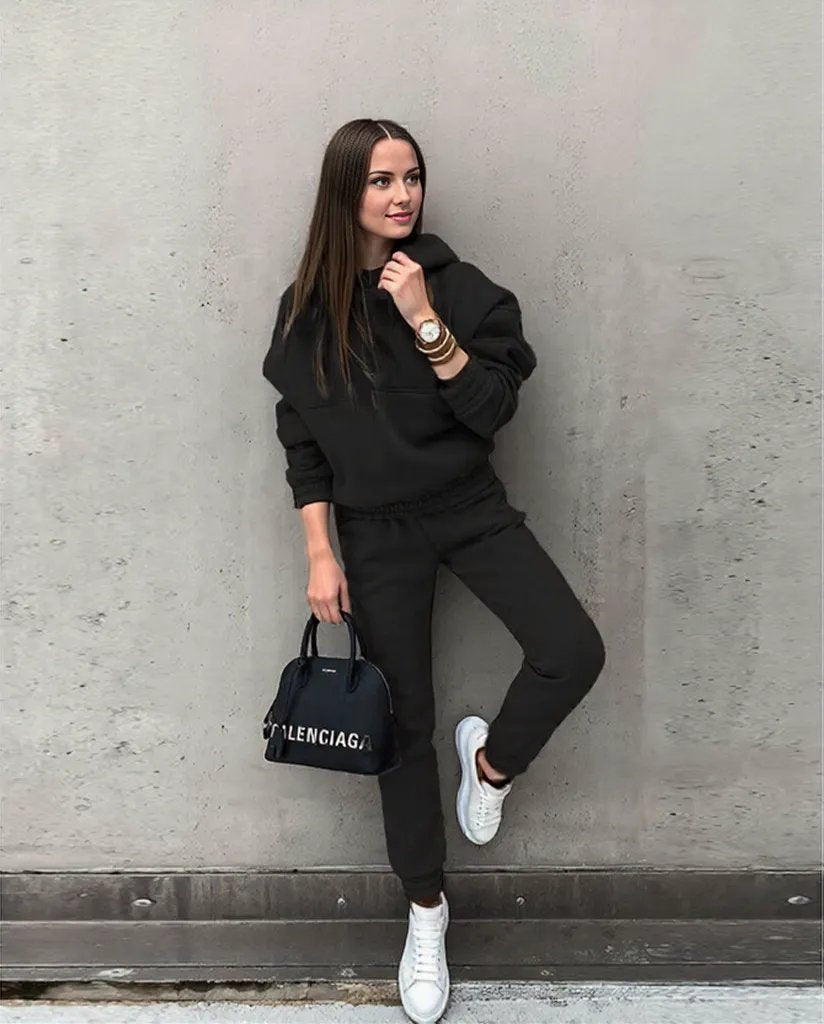 Sara | Stylish & Comfortable Women's Hooded Tracksuit - Perfect for Cozy Lounging