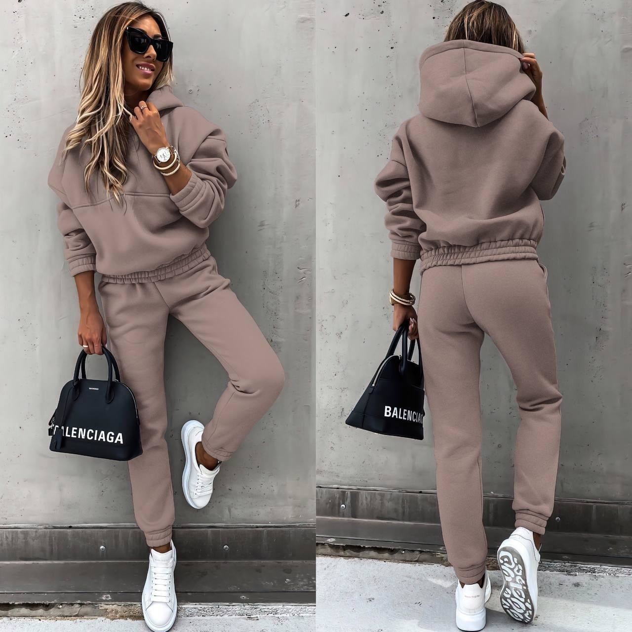 Sara | Stylish & Comfortable Women's Hooded Tracksuit - Perfect for Cozy Lounging